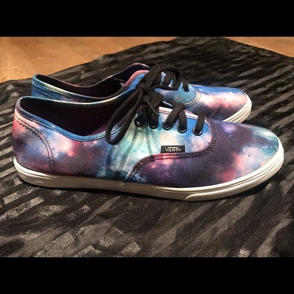 vans space shoes